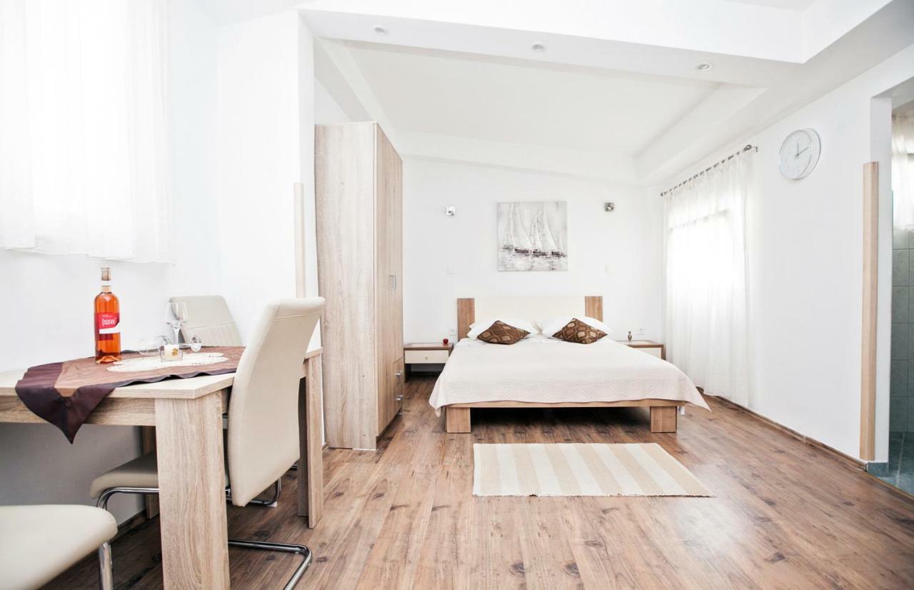 ספליט The Garden Rooms & Suites מראה חיצוני תמונה