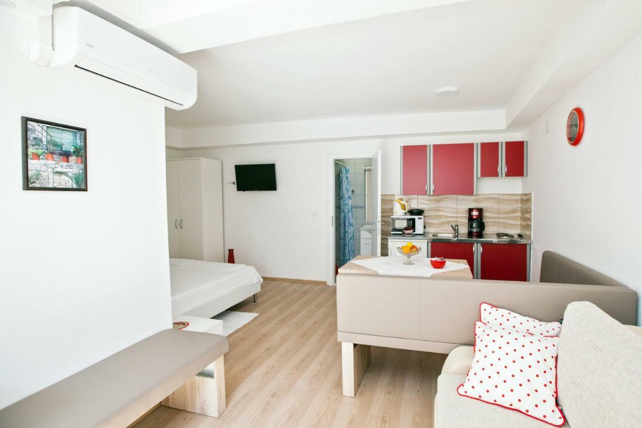 ספליט The Garden Rooms & Suites מראה חיצוני תמונה